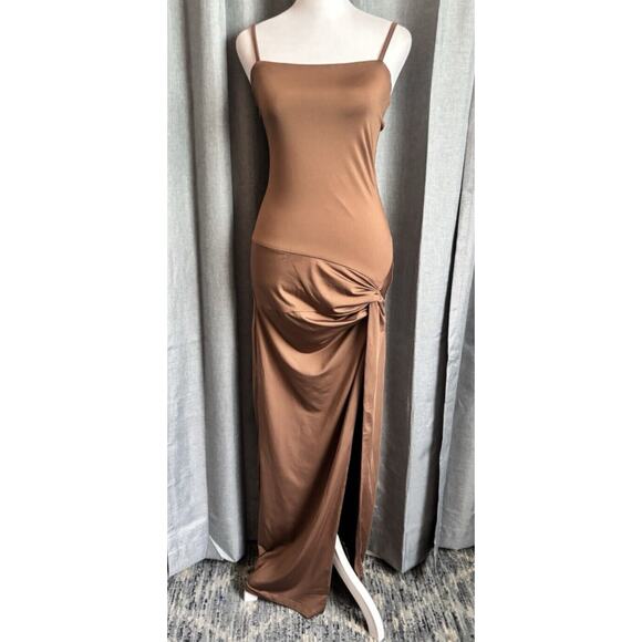 Beginning Boutique NWT Jacinta Brown Maxi Dress size 4 - Picture 16 of 16
